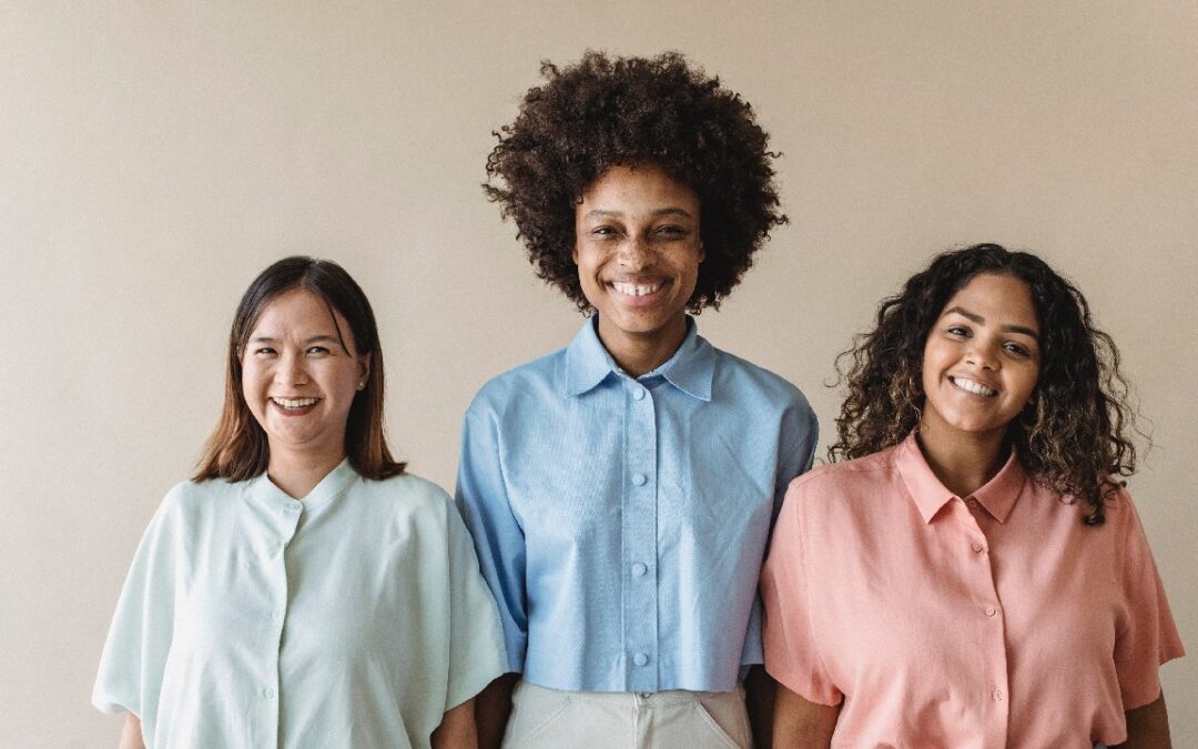 Mujeres que apoyan a otras mujeres son más exitosas, según la ciencia